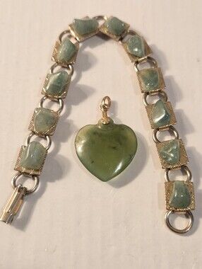 Green  Jade Heart Pendant and Green  Jade Stone Link Bracelet Set - Unbranded